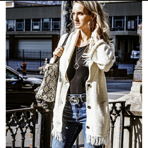 RELISTED Cream belted fringed button cardigan - Picture 3 of 7
